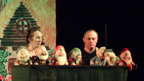 Spectacle blanche neige 01 03 20 33